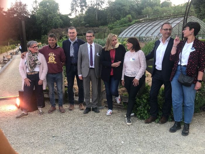 2023_Jeanne Delanoue - Déambulations au jardin (3)