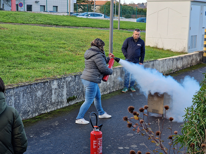 2024_Formation à Manipulation d'Extincteur (2)