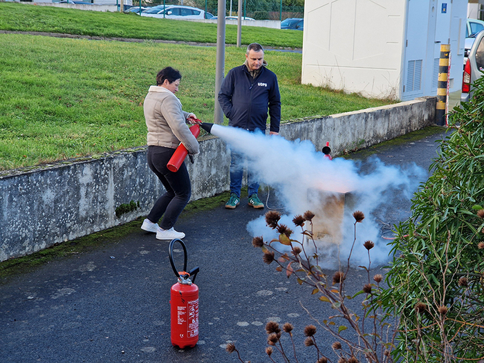 2024_Formation à Manipulation d'Extincteur (4)