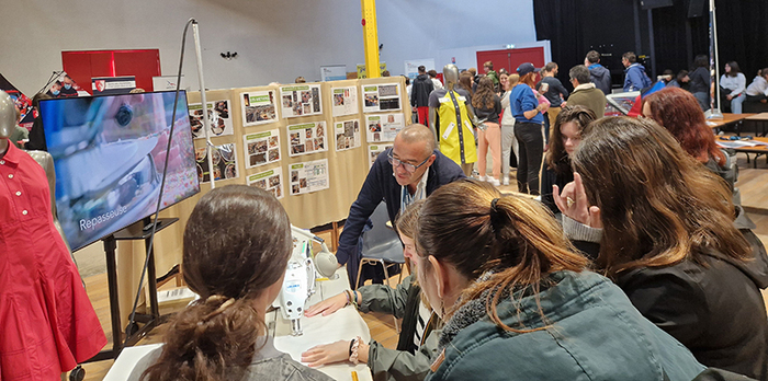 2024_LG Couture_Forum découverte métiers par geste - B