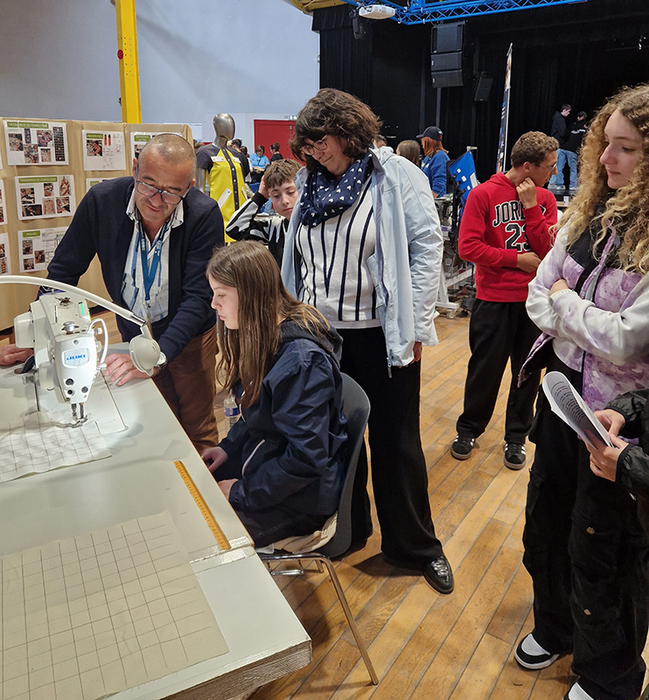 2024_LG Couture_Forum découverte métiers par geste - E