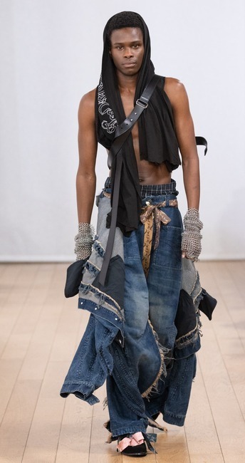 bleu_oceane_28-BETSCHART-Darius-IFM-MA-2025-RoujasInsta-modif