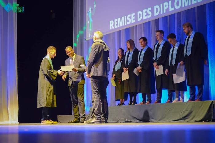 Remise-diplome-clément-2