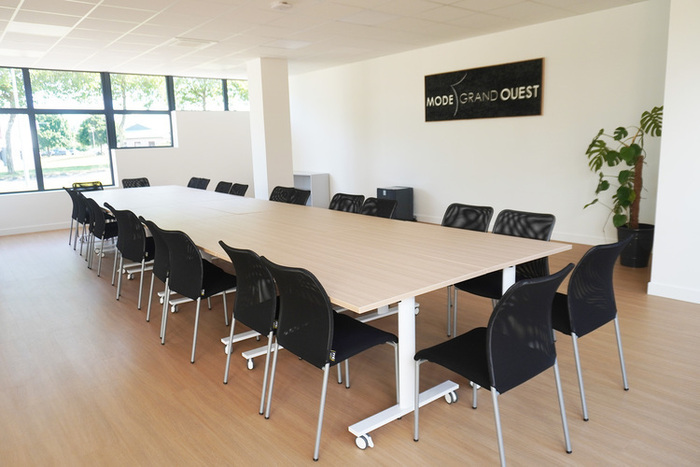 Salle de réunion 1-4