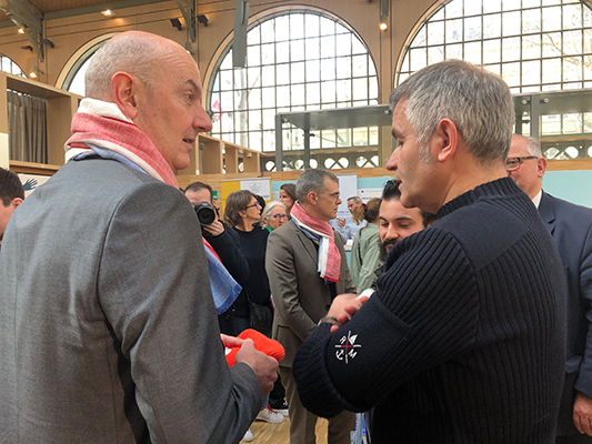 Salon MIF 2023 - ministre Real stamm.JPG